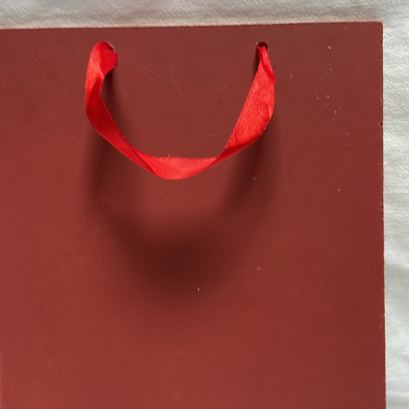 Puppy painting with red ribbon hanger with Season Greetings 6.5” X 9” - Picture 4 of 4